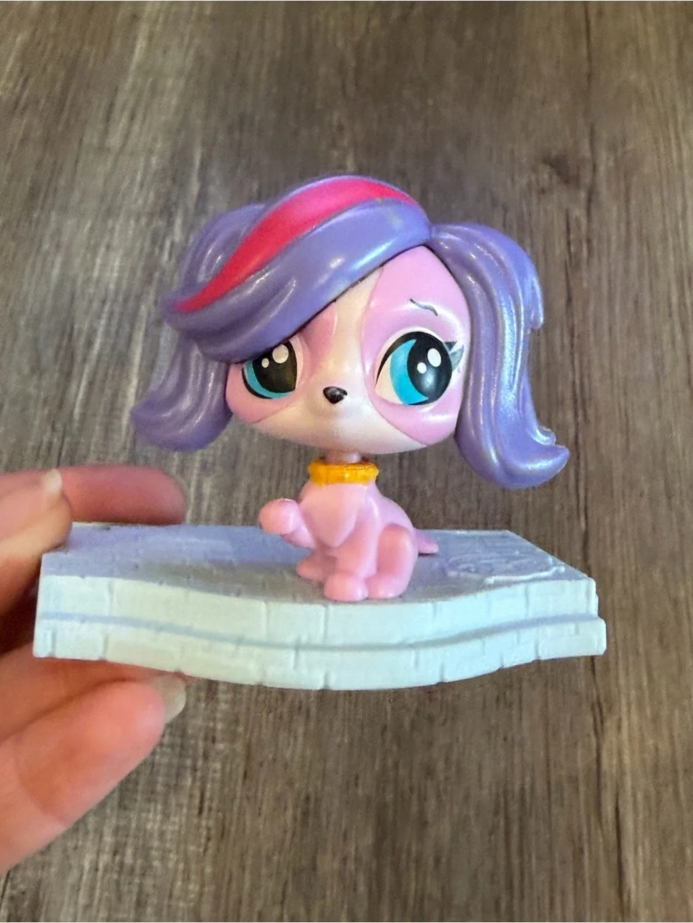 Littlest Pet Shop Yellow & Pink Buttercream Sundae Blind Bag Figure